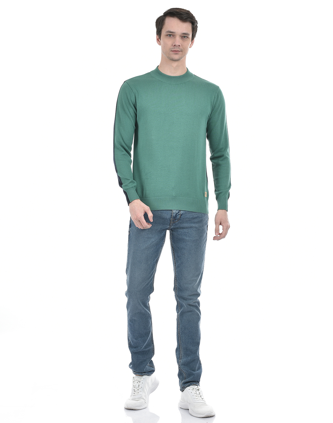Numero Uno Men Solid Green Sweater